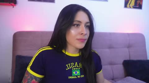 Sophiie online show from May 21, 2026, 2:07 am