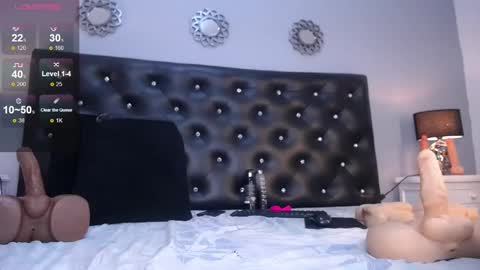 Snapshot of sophisimpson_ chatting on December 26, 2024, 2:59 pm Sophisimpson online show from December 26, 2024, 2:59 pm