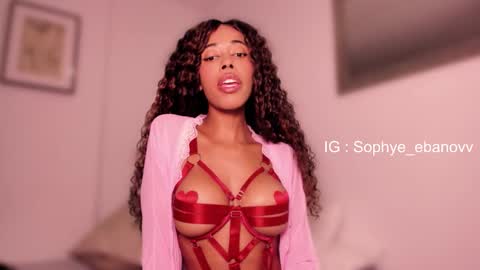 Snapshot of sophye_ebanov chatting on February 15, 2026, 2:08 am SEE U HERE OF online show from February 15, 2026, 2:08 am