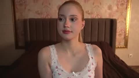 Snapshot of soradusk chatting on October 25, 2025, 1:46 am soradusk online show from October 25, 2025, 1:46 am