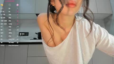 Snapshot of soul_mi chatting on February 19, 2026, 7:32 pm Mia online show from February 19, 2026, 7:32 pm