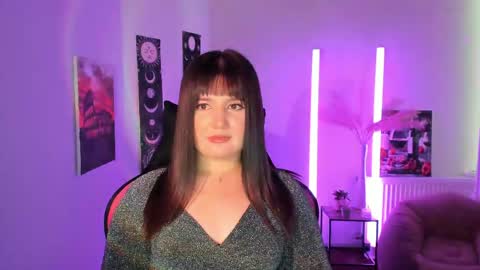 Snapshot of sour_cherry_ chatting on April 20, 2026, 3:26 pm Jennie online show from April 20, 2026, 3:26 pm