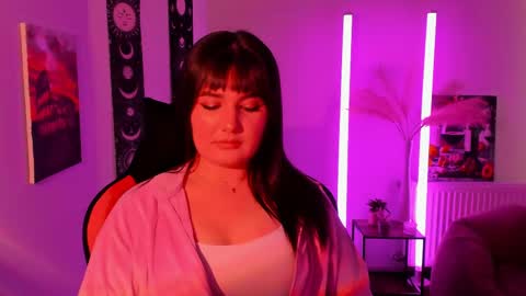 Snapshot of sour_cherry_ chatting on April 25, 2026, 11:57 am Jennie online show from April 25, 2026, 11:57 am