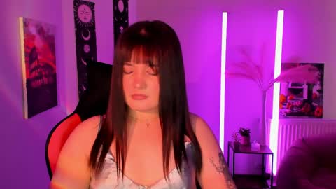 Snapshot of sour_cherry_ chatting on May 1, 2026, 9:58 am Jennie online show from May 1, 2026, 9:58 am