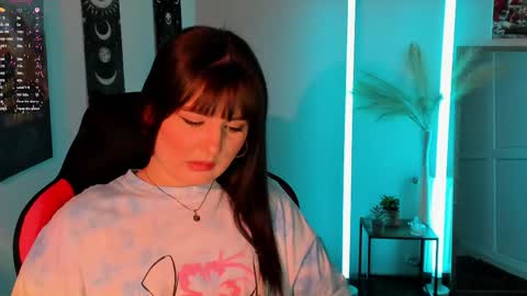 Snapshot of sour_cherry_ chatting on May 13, 2026, 10:56 am Jennie online show from May 13, 2026, 10:56 am