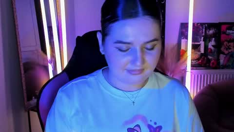 Snapshot of sour_cherry_ chatting on May 23, 2026, 6:34 pm Jennie online show from May 23, 2026, 6:34 pm