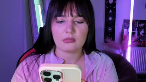 Snapshot of sour_cherry_ chatting on May 29, 2026, 11:30 am Jennie online show from May 29, 2026, 11:30 am