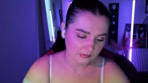 Snapshot of sour_cherry_ chatting on May 30, 2026, 12:24 pm Jennie online show from May 30, 2026, 12:24 pm
