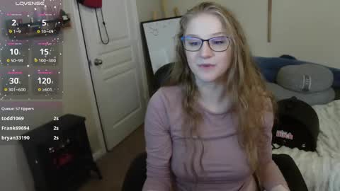 Bunnydathug online show from December 14, 2024, 3:15 pm