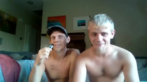 Snapshot of southerngay97 chatting on September 14, 2025, 10:09 pm southerngay97 online show from September 14, 2025, 10:09 pm