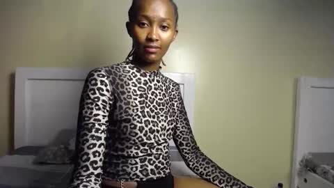 Snapshot of sower_velvet chatting on December 3, 2025, 9:02 pm sower_velvet online show from December 3, 2025, 9:02 pm