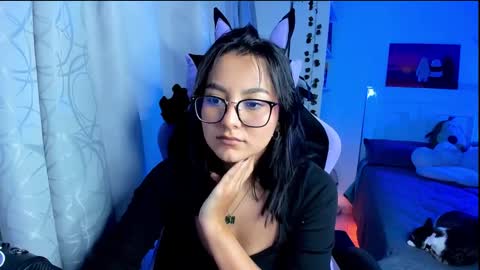 Lili online show from December 11, 2024, 10:27 pm