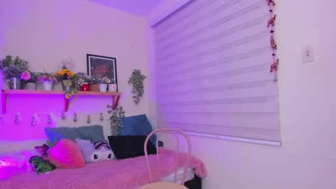 Sarah Valentina online show from February 28, 2025, 9:58 am