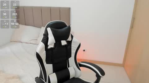 Snapshot of soyamandaa chatting on February 4, 2026, 5:41 pm Instagram Soyamandaa 1 online show from February 4, 2026, 5:41 pm