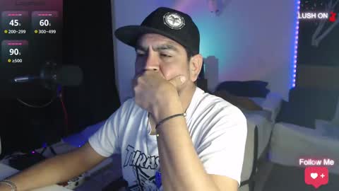 Snapshot of soyelcarlitos chatting on September 16, 2025, 3:18 am El Carlitos online show from September 16, 2025, 3:18 am