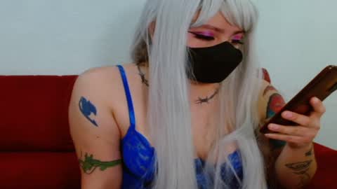 Snapshot of soyrouxy chatting on February 15, 2025, 2:04 am Rouxy online show from February 15, 2025, 2:04 am