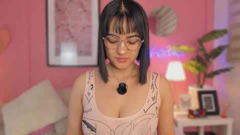 Snapshot of soysaraa_ chatting on October 11, 2025, 6:12 am Aleja online show from October 11, 2025, 6:12 am