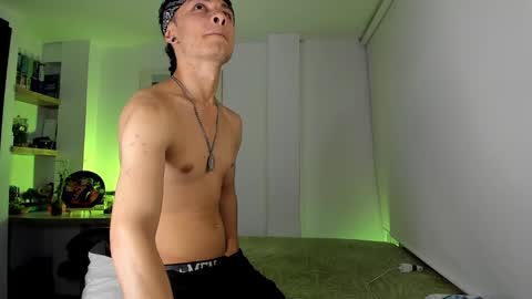 soytae online show from December 17, 2024, 11:49 pm