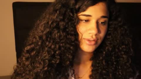 Snapshot of soytropicalfruit chatting on November 21, 2025, 11:25 pm You want to talk to me more personal follow me in My Channel VIP 50 the discount online show from November 21, 2025, 11:25 pm