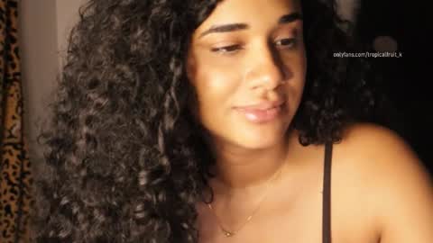 Snapshot of soytropicalfruit chatting on November 25, 2025, 4:23 am You want to talk to me more personal follow me in My Channel VIP 50 the discount online show from November 25, 2025, 4:23 am