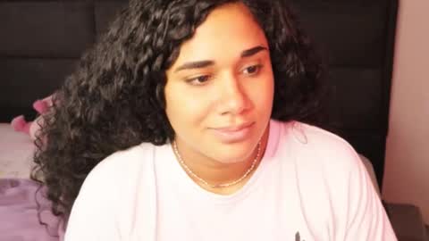 Snapshot of soytropicalfruit chatting on February 4, 2026, 10:47 pm You want to talk to me more personal follow me in My Channel VIP 50 the discount online show from February 4, 2026, 10:47 pm