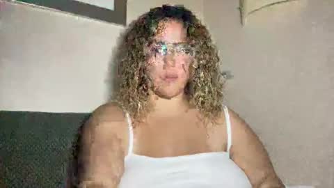 Snapshot of spacebunsxxx chatting on December 25, 2024, 5:37 am spacebunsxxx online show from December 25, 2024, 5:37 am