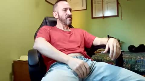 Snapshot of spanishharddick chatting on February 1, 2025, 4:54 pm Manu online show from February 1, 2025, 4:54 pm