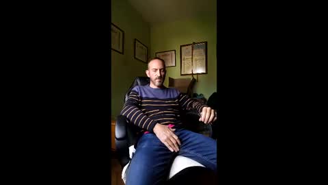 Snapshot of spanishharddick chatting on April 29, 2026, 10:41 am Manu online show from April 29, 2026, 10:41 am