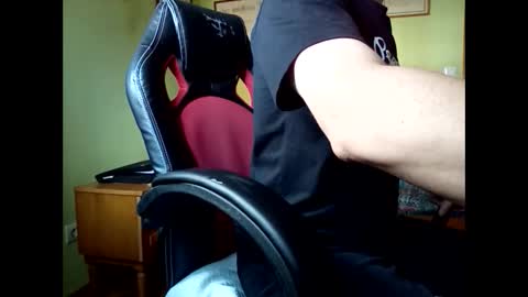 Snapshot of spanishharddick chatting on May 10, 2026, 3:28 pm Manu online show from May 10, 2026, 3:28 pm
