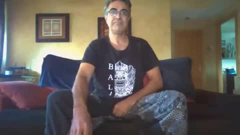 Snapshot of spanishshow chatting on October 22, 2025, 4:07 pm spanishshow online show from October 22, 2025, 4:07 pm