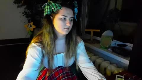 Snapshot of spanking_girls chatting on December 25, 2024, 12:05 am Evgenia online show from December 25, 2024, 12:05 am