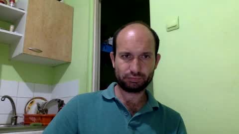 Snapshot of sparei7 chatting on June 20, 2026, 11:18 pm Snaiky online show from June 20, 2026, 11:18 pm
