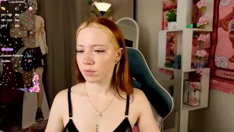 Snapshot of sparky_fox chatting on March 17, 2026, 12:37 am Nika online show from March 17, 2026, 12:37 am