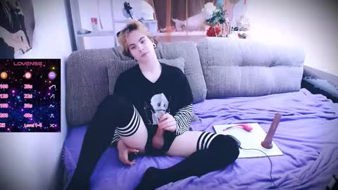 sparkyferret online show from November 26, 2025, 1:12 pm