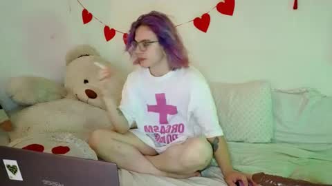 sparkyferret online show from July 22, 2026, 10:01 pm