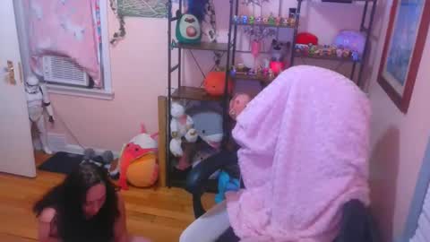 Snapshot of spawnofademon chatting on November 15, 2025, 7:49 am spawnofademon online show from November 15, 2025, 7:49 am