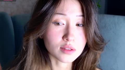 Nicole online show from April 3, 2026, 7:23 pm