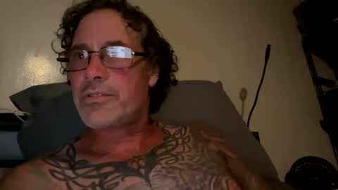 Snapshot of specter1972 chatting on November 29, 2025, 12:24 am specter1972 online show from November 29, 2025, 12:24 am