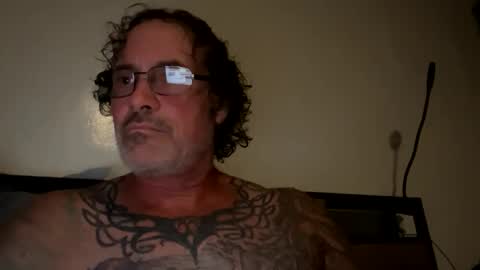 Snapshot of specter1972 chatting on December 5, 2025, 12:19 am specter1972 online show from December 5, 2025, 12:19 am