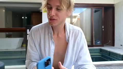 Sasha --  online show from March 29, 2026, 12:43 am