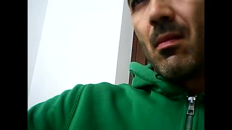 Snapshot of speed0800 chatting on December 16, 2024, 10:34 pm Speed online show from December 16, 2024, 10:34 pm