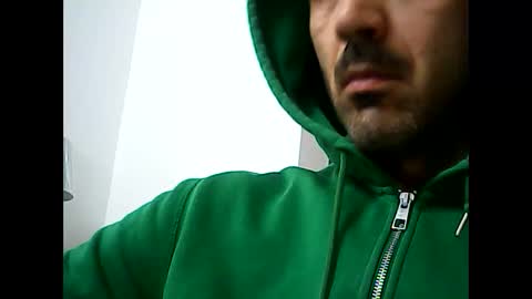 Snapshot of speed0800 chatting on January 2, 2025, 9:39 pm Speed online show from January 2, 2025, 9:39 pm