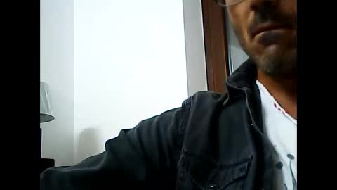 Snapshot of speed0800 chatting on October 19, 2025, 9:59 pm Speed online show from October 19, 2025, 9:59 pm