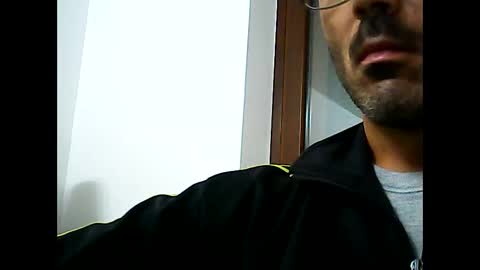 Snapshot of speed0800 chatting on November 9, 2025, 10:19 pm Speed online show from November 9, 2025, 10:19 pm