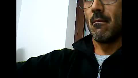 Snapshot of speed0800 chatting on November 10, 2025, 11:04 pm Speed online show from November 10, 2025, 11:04 pm