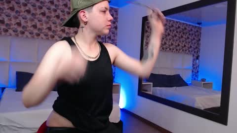 spencerm_ online show from October 21, 2025, 7:36 pm