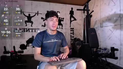 Snapshot of spencerwhite_ chatting on May 6, 2026, 8:36 pm Spencer online show from May 6, 2026, 8:36 pm