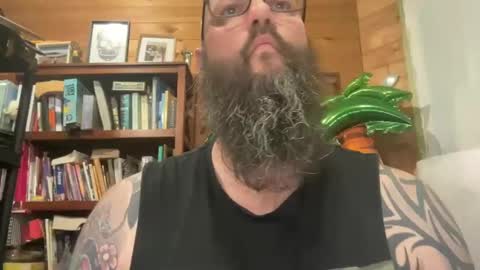 Snapshot of spenderal chatting on December 31, 2024, 3:01 am Beard Guy online show from December 31, 2024, 3:01 am