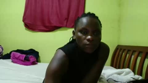 Snapshot of spicy_bella69 chatting on May 16, 2026, 7:45 pm spicy_bella69 online show from May 16, 2026, 7:45 pm