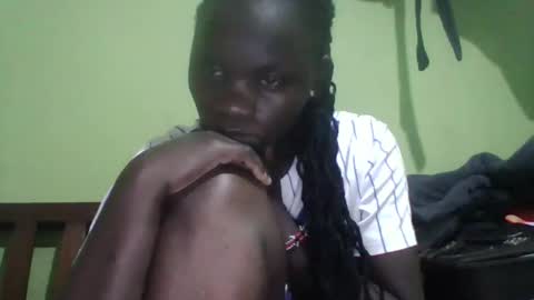 Snapshot of spicy_bella69 chatting on May 28, 2026, 2:42 am spicy_bella69 online show from May 28, 2026, 2:42 am